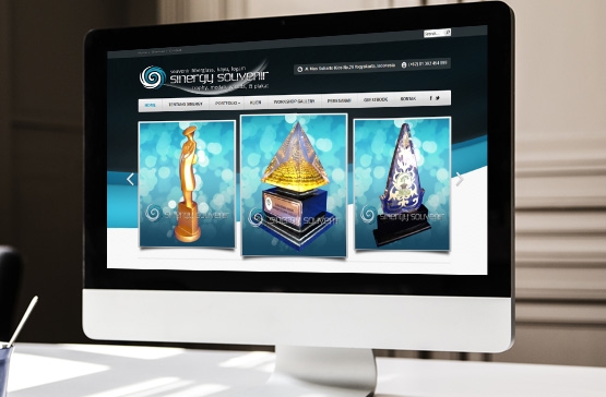 Sinergy Souvenir & Plakat